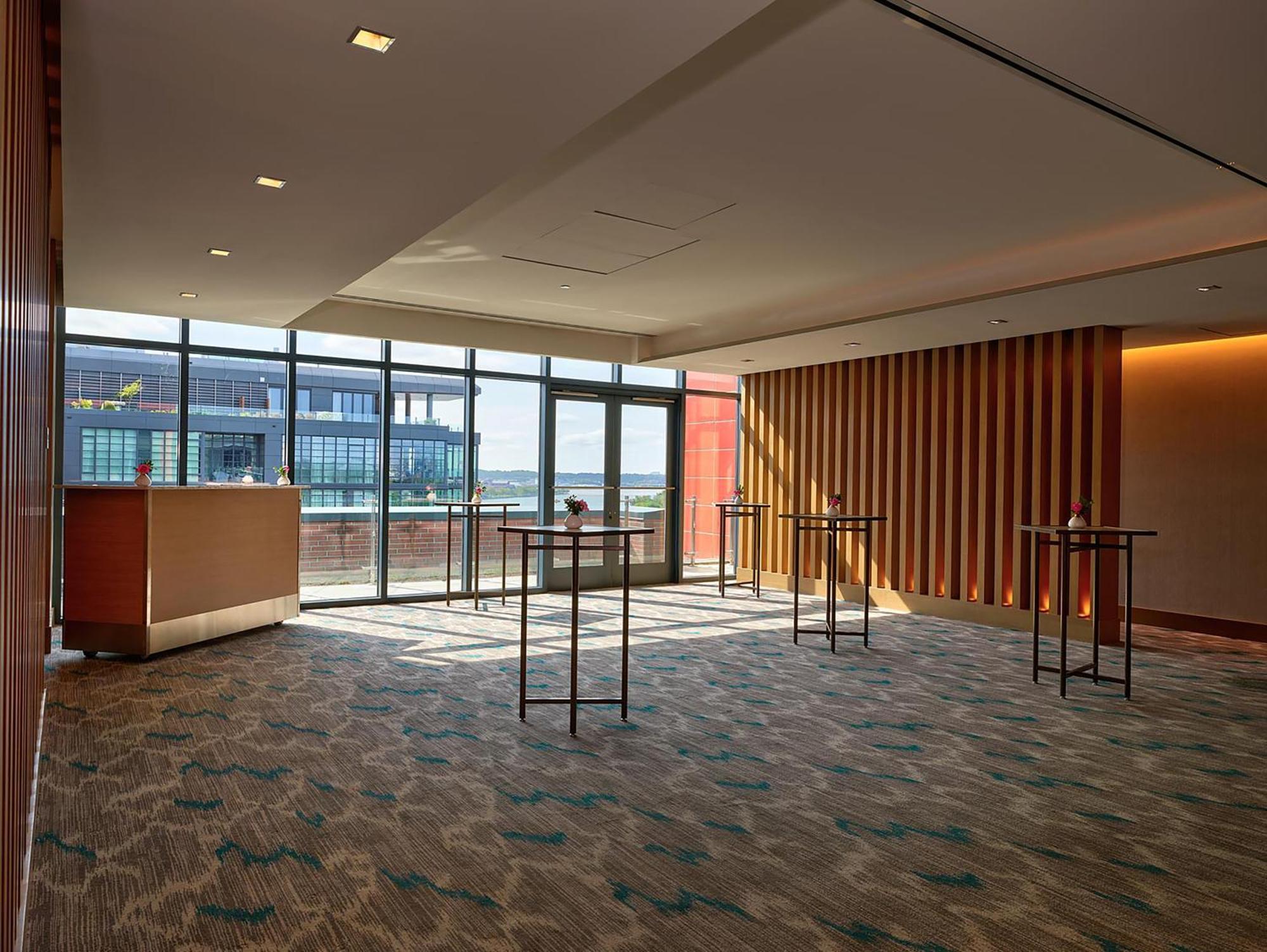 Intercontinental - D.c. - The Wharf By Ihg 5* Washington